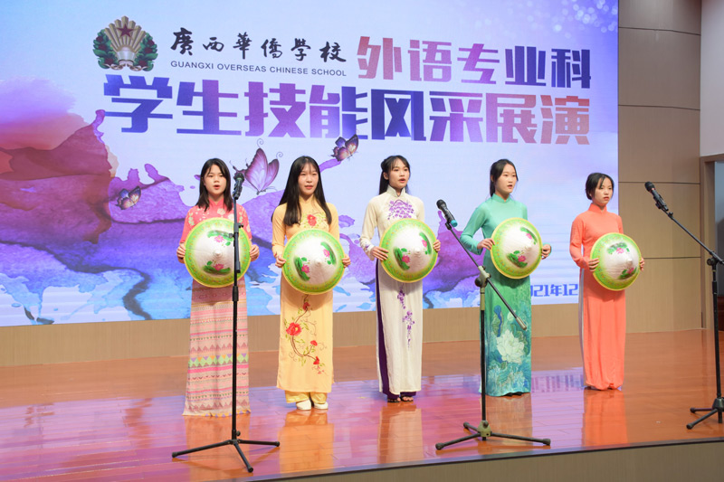 小組唱越南歌曲.jpg