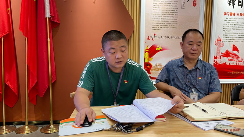 方文同志上黨課.jpg 方文同志上黨課.jpg