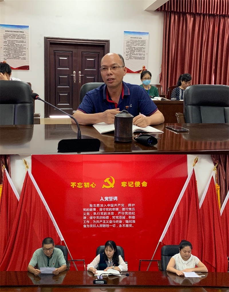 黨員代表回顧入黨心路歷程.JPG 黨員代表回顧入黨心路歷程.JPG