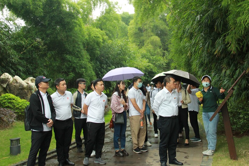 參觀竹園廉潔文化主題園.jpg