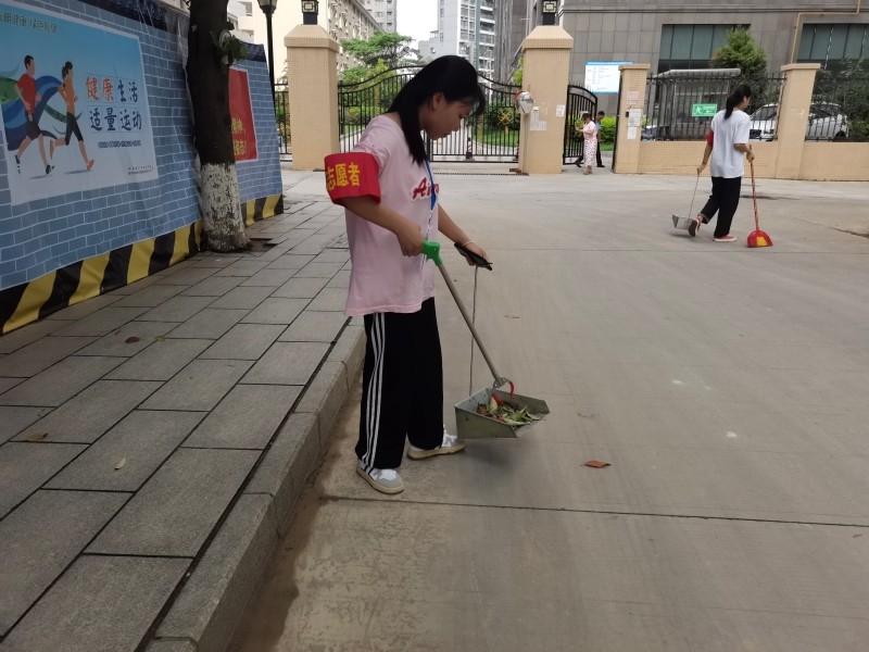 廣西華僑學校開展勞動教育周活動1.jpg